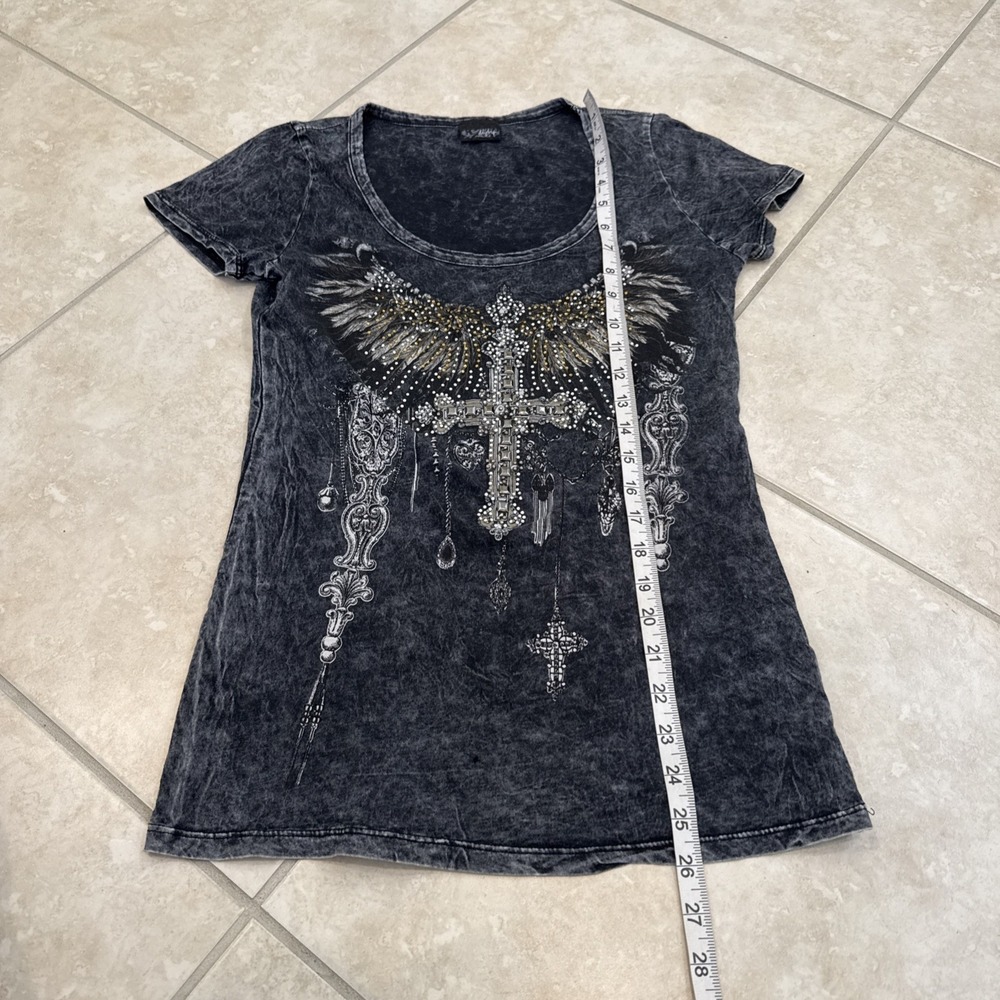 Vintage Y2K Top Acid Wash Tee T-Shirt Large Grunge Rhinestone Cross Wings Gothic - Picture 5 of 9